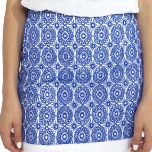 💚 DVF Blue and White Daisy Eyelet Skirt - Picture 6 of 6
